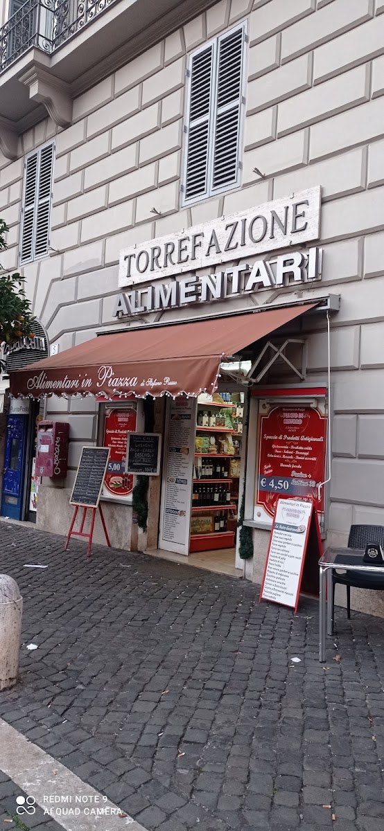 Alimentari in Piazza di Russo Stefano
