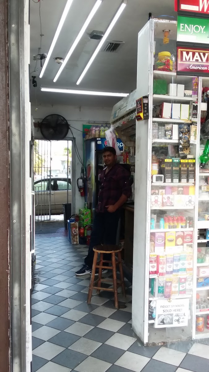 Big Minni Food Store