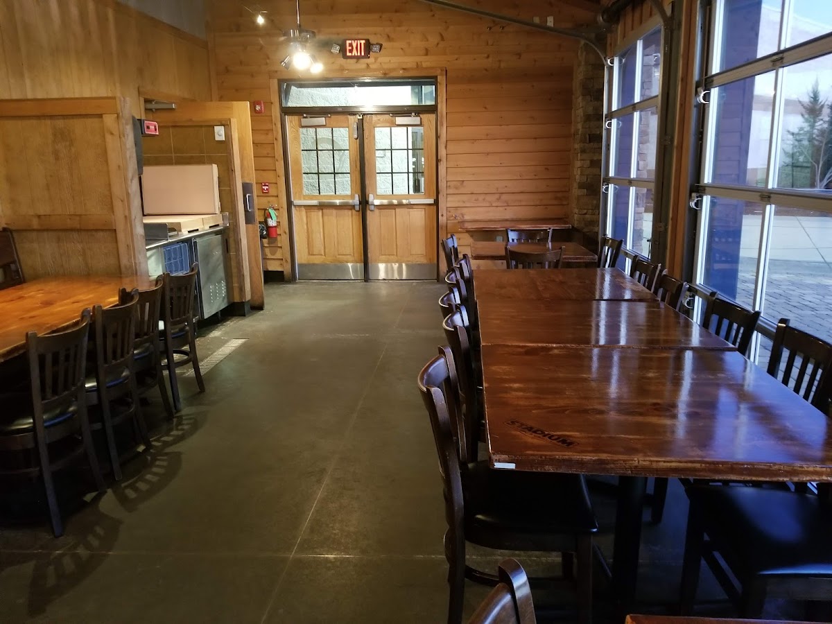 Heat N Eat/The Eatery at Bradley Square