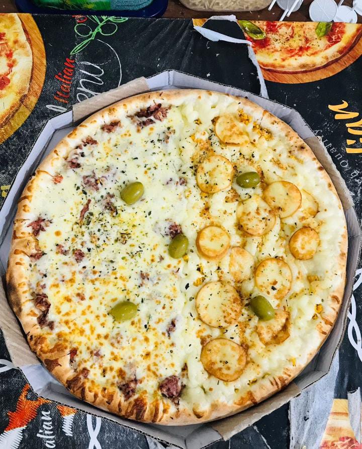 Pizzaria e Esfiharia Mais Uma