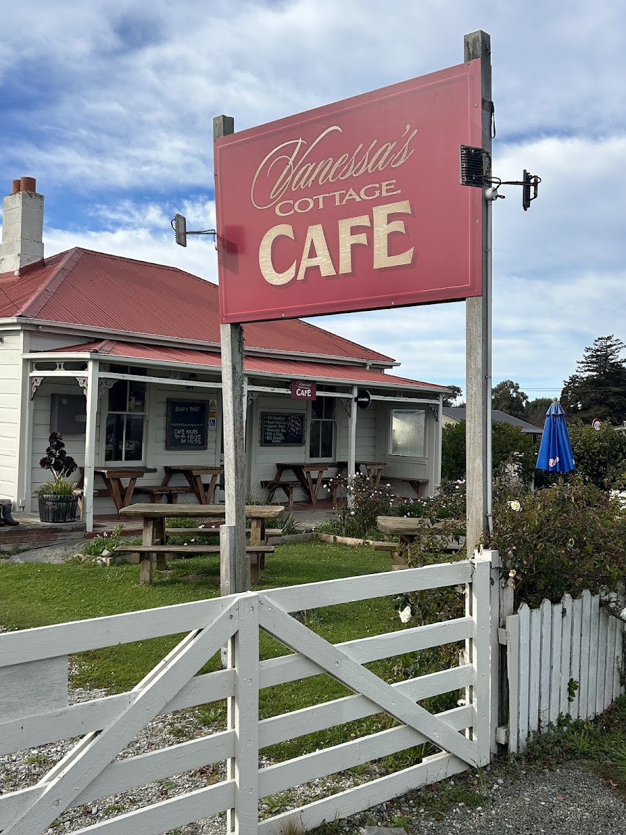 Vanessa's Cottage Cafe