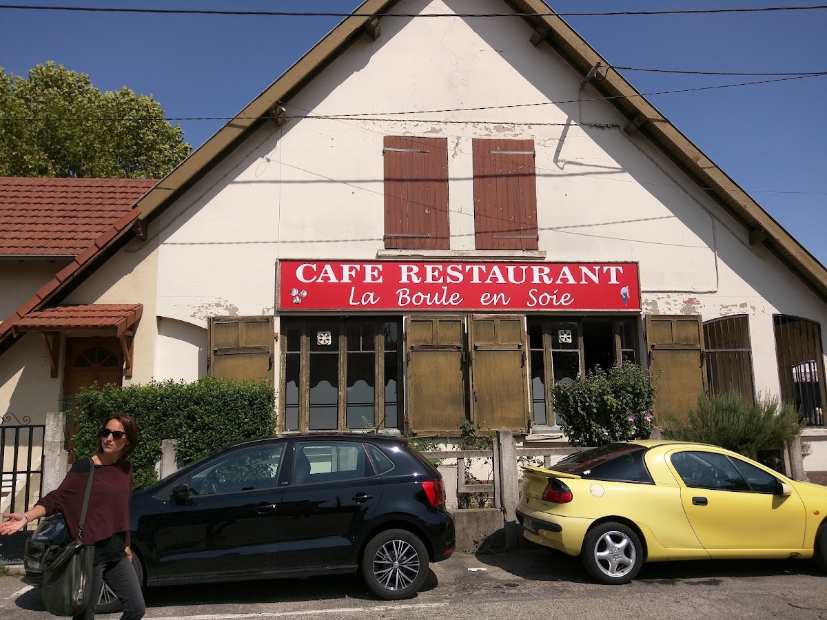 Restaurant De La Boule En Soie