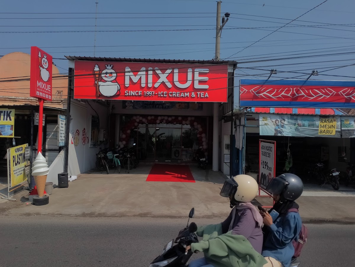 Mixue Raya Sumobito