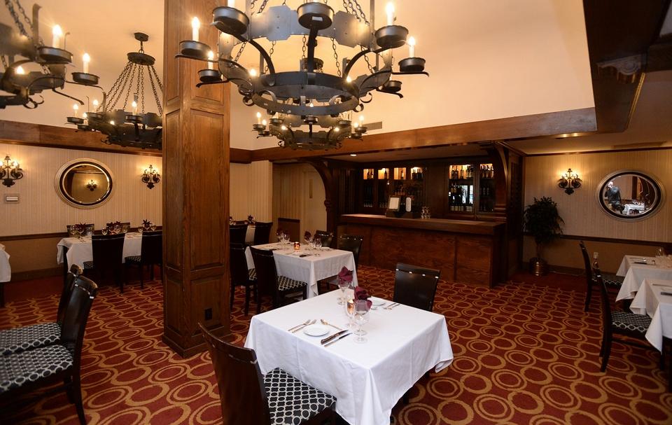 814 Chophouse--CCC