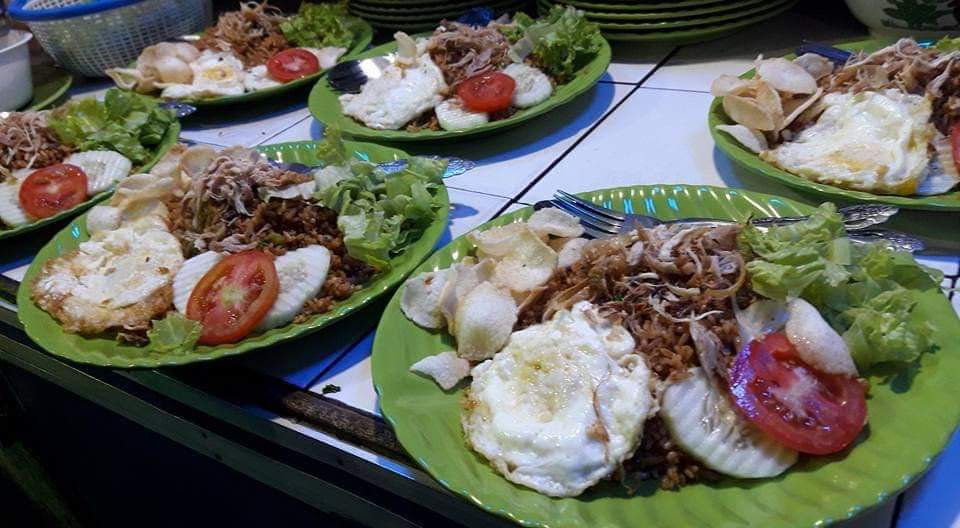 Warung Tenda Biru