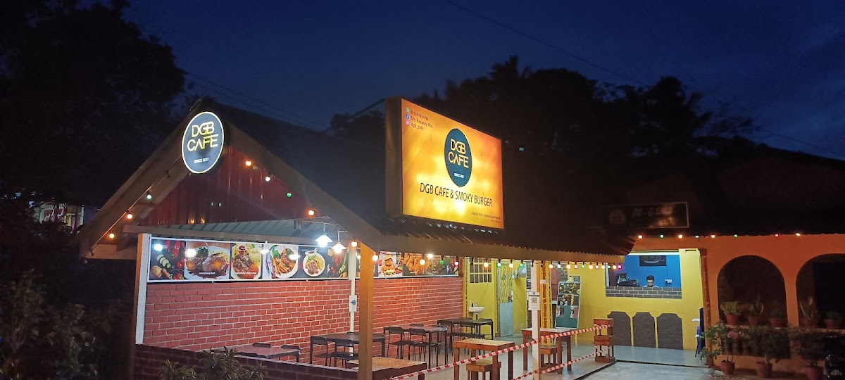 DGB CAFE & SMOKY BURGER