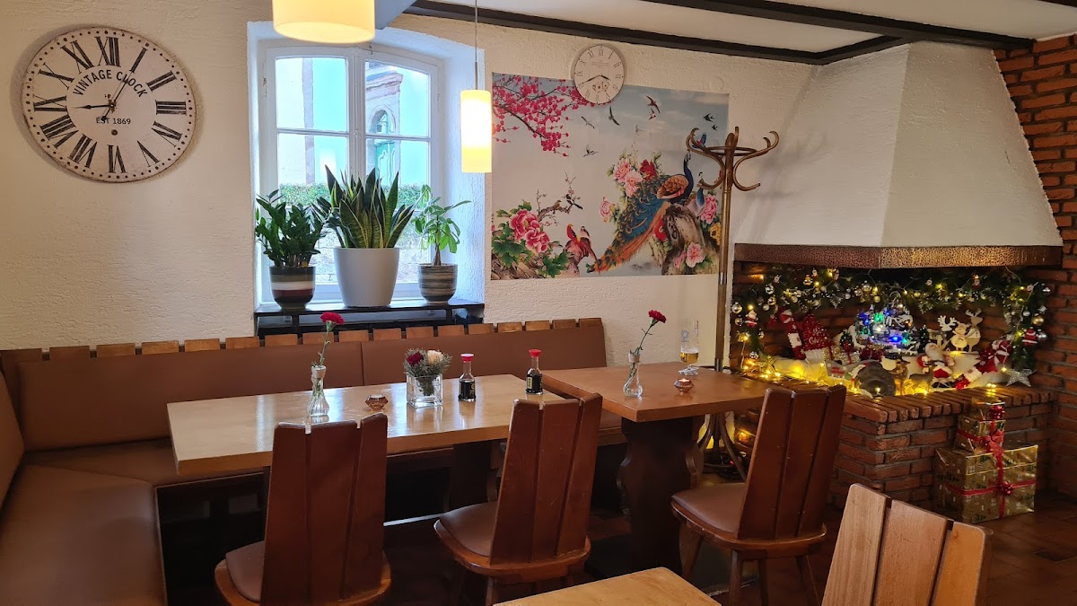 Mr. Pham Alt-Güdingen Restaurant