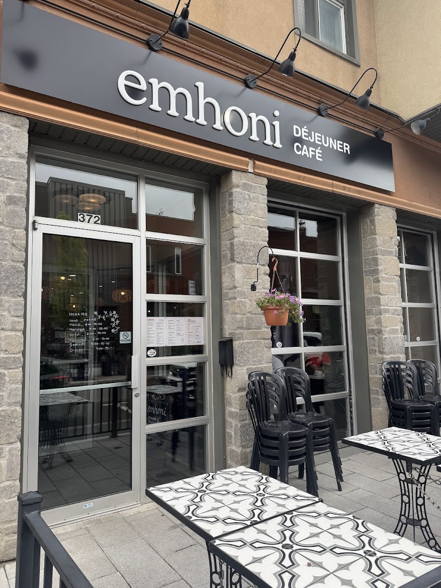 Emhoni Déjeuner & Café