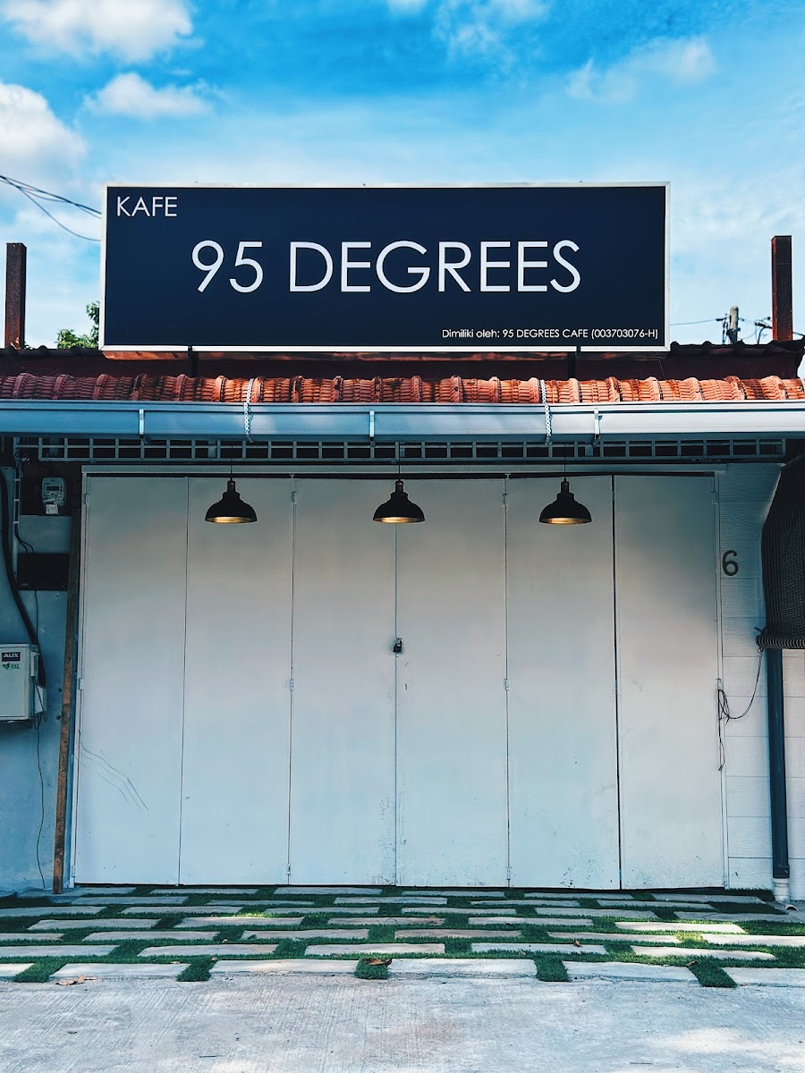 95 Degrees Coffee