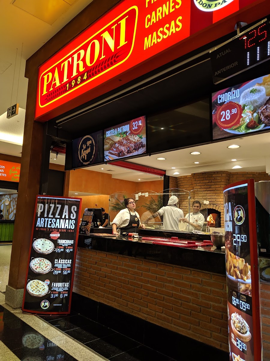 Patroni Pizza