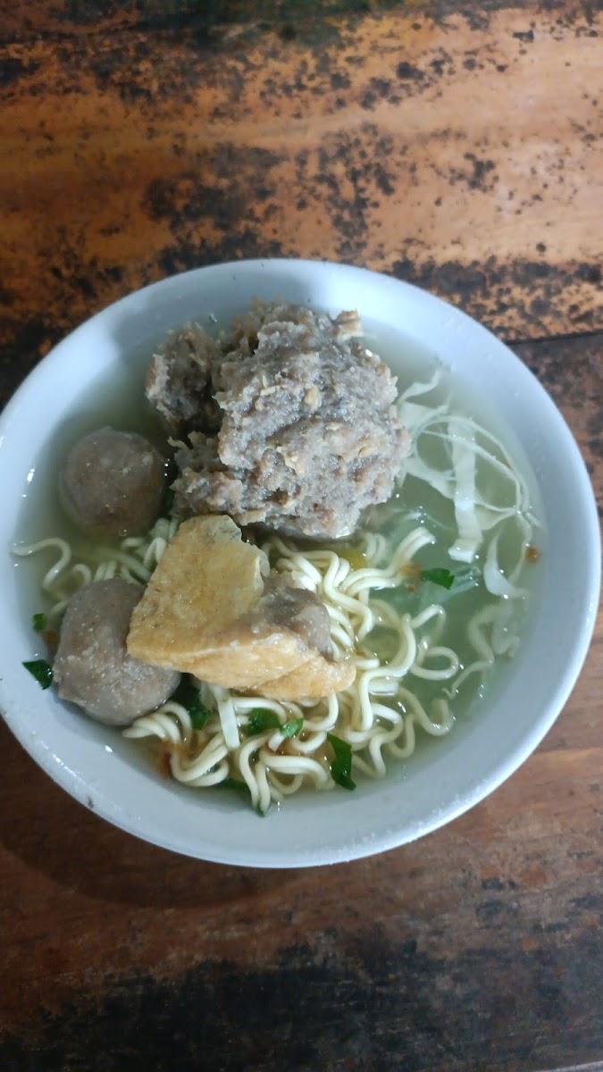 Warung Mania 'Bakso mercon'