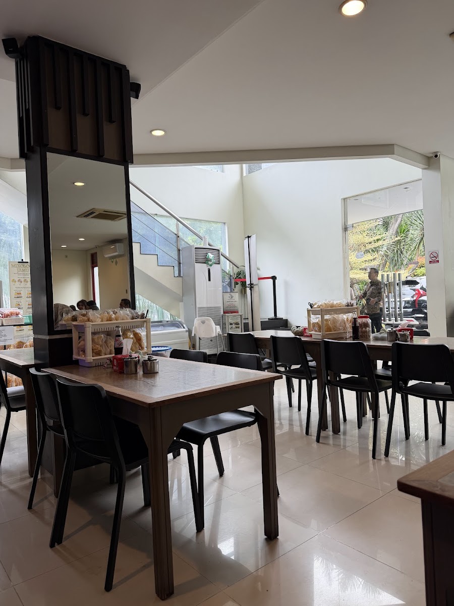 Soto Kudus Blok M - Wijaya