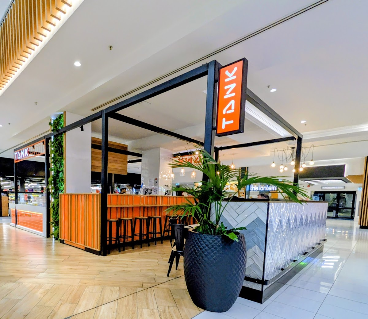TANK Shore City Takapuna - Smoothies, Raw Juices, Salads & Wraps