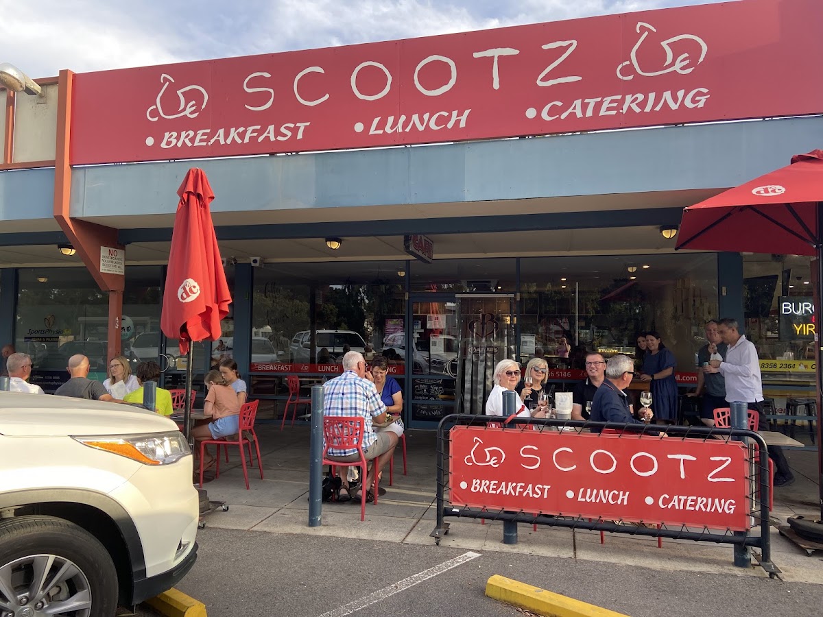 Scootz Cafe West Beach