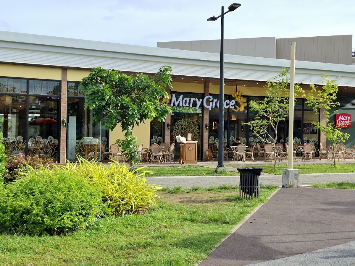 Mary Grace Café - Vermosa