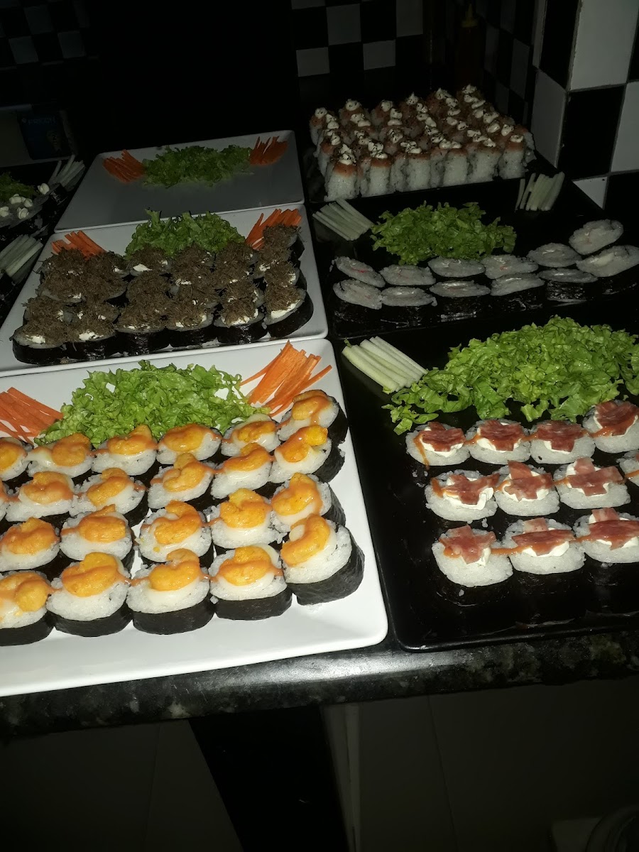 KUROSHIRO Sushi Bar
