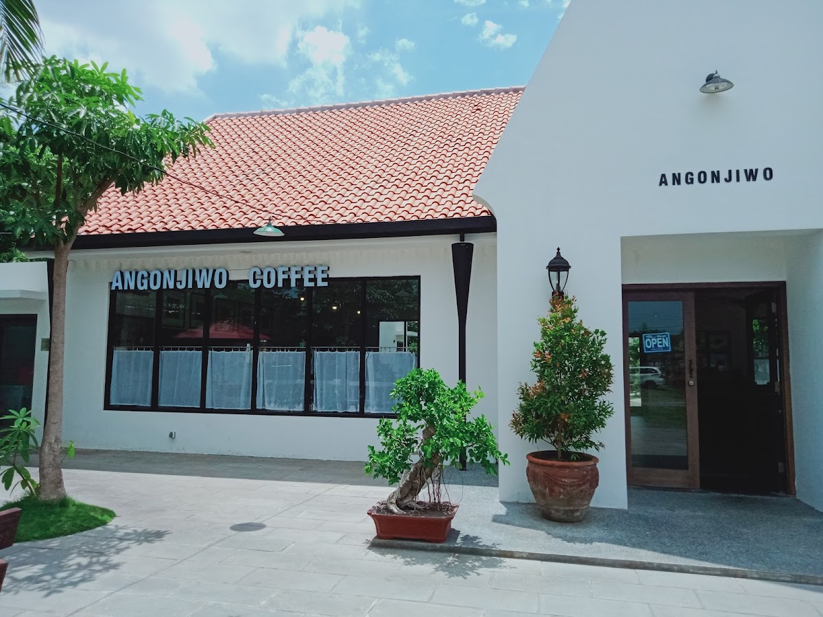 Angon Jiwo Cafe & Resto