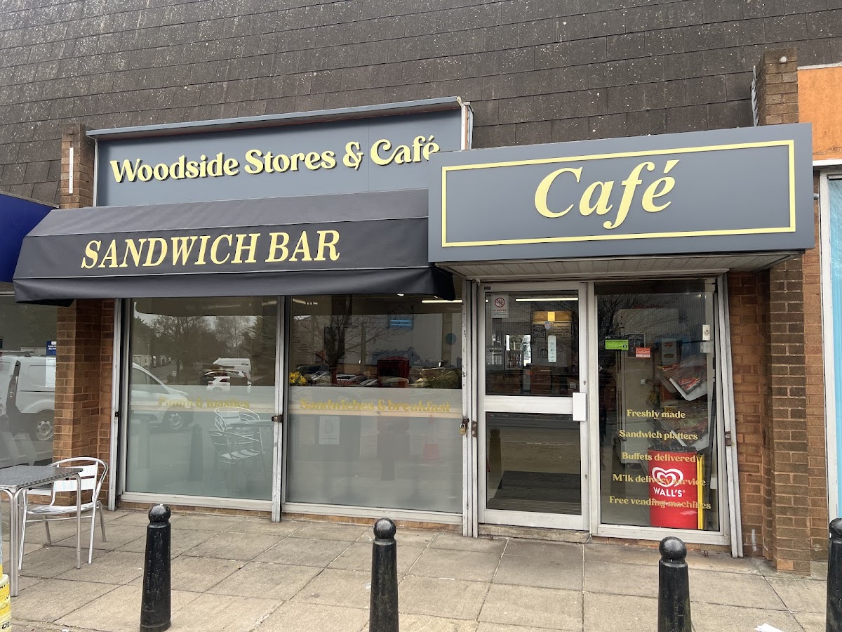Woodside Stores / Cafe