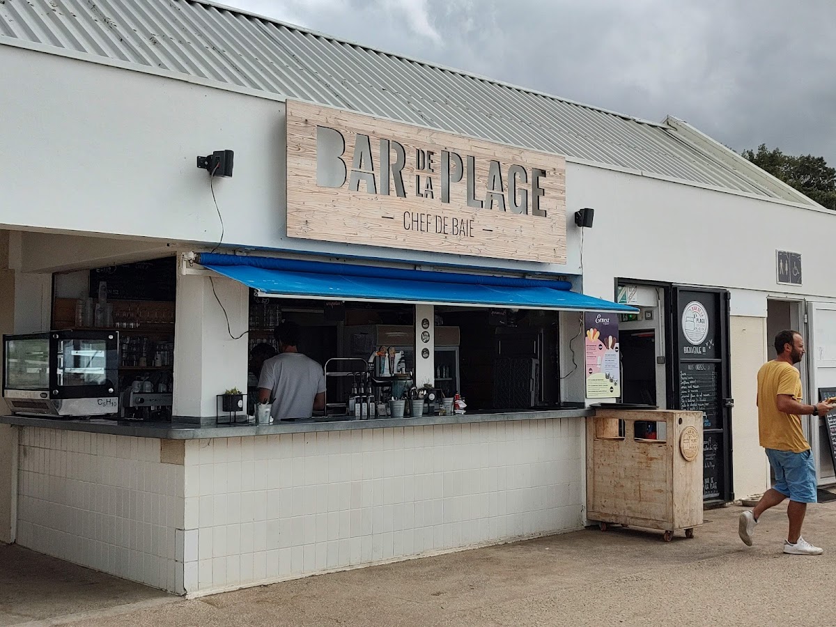 Bar de La Plage, Chef-de-Baie