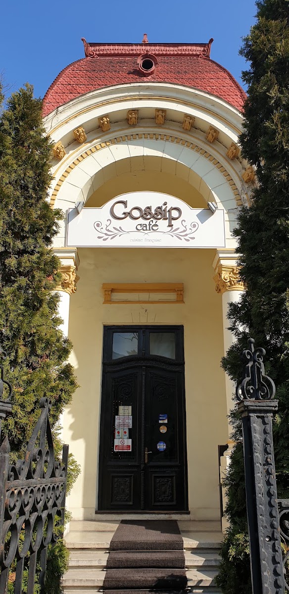 Gossip Cafe