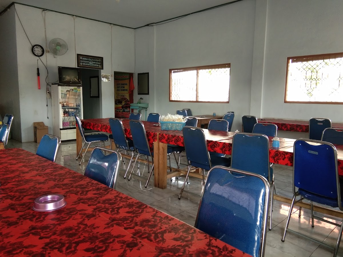 Warung Sate Mbak Yuni (Bu Takat)