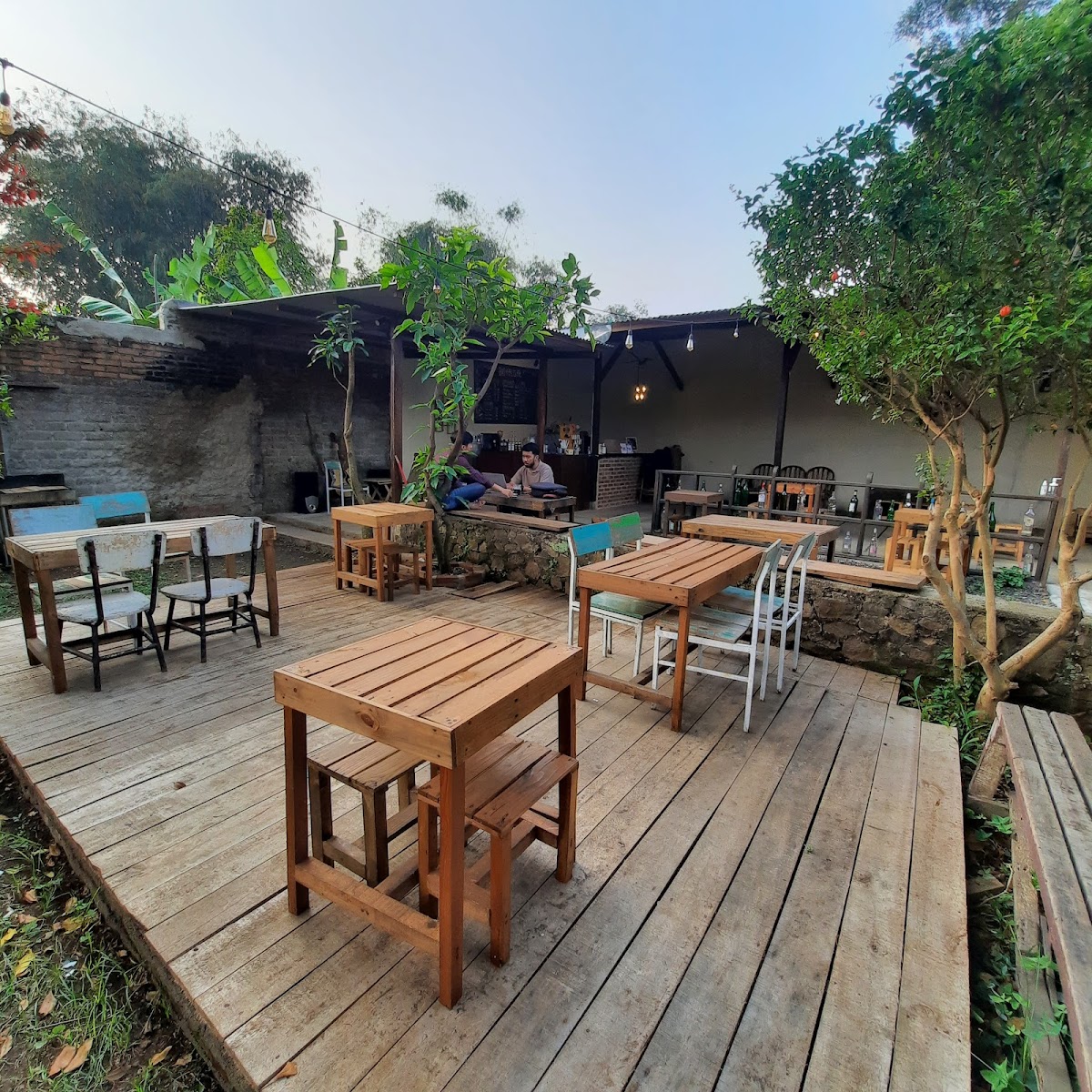 Khalis Eatery