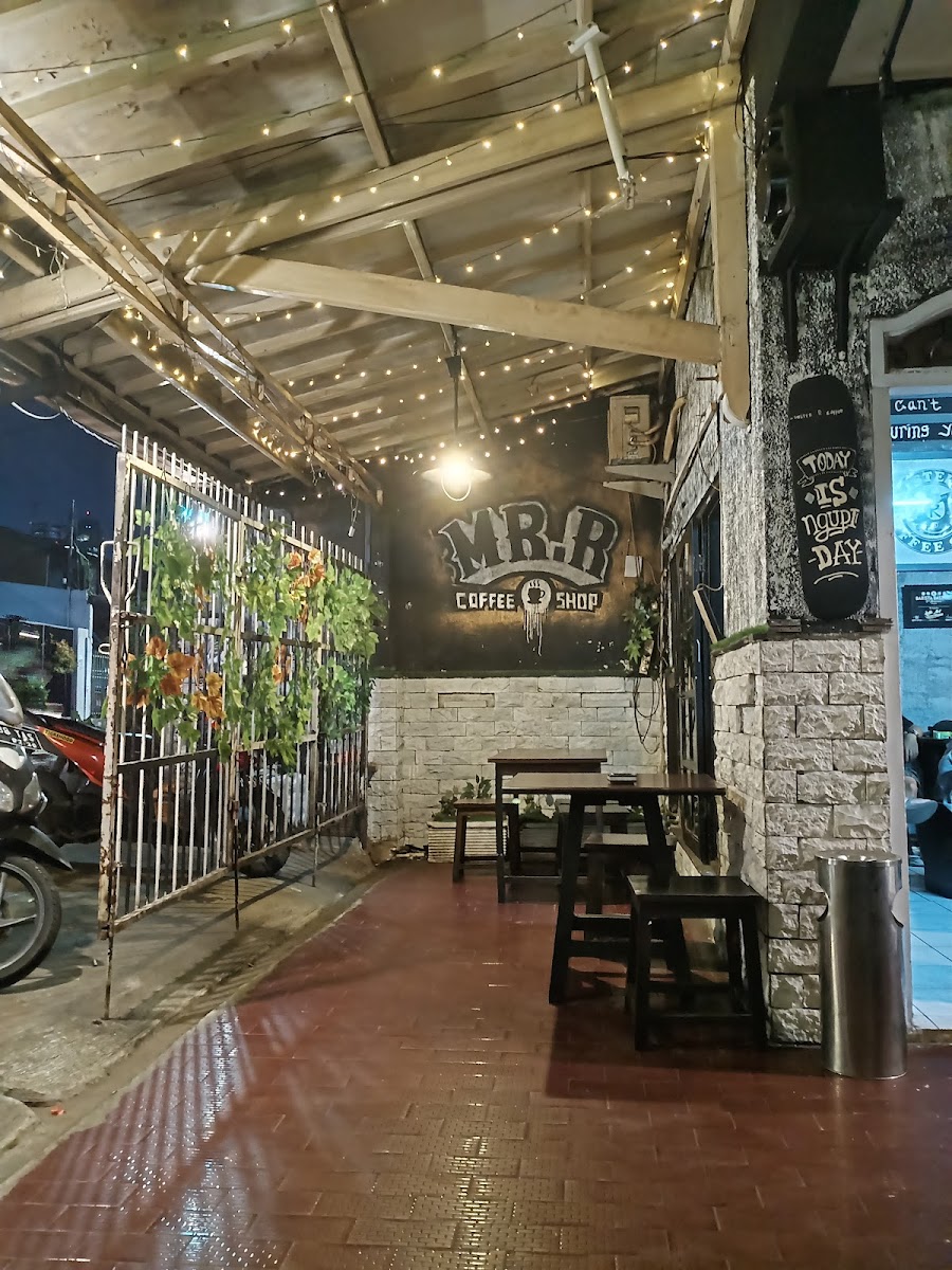 Mr. R Coffee & Barber Shop