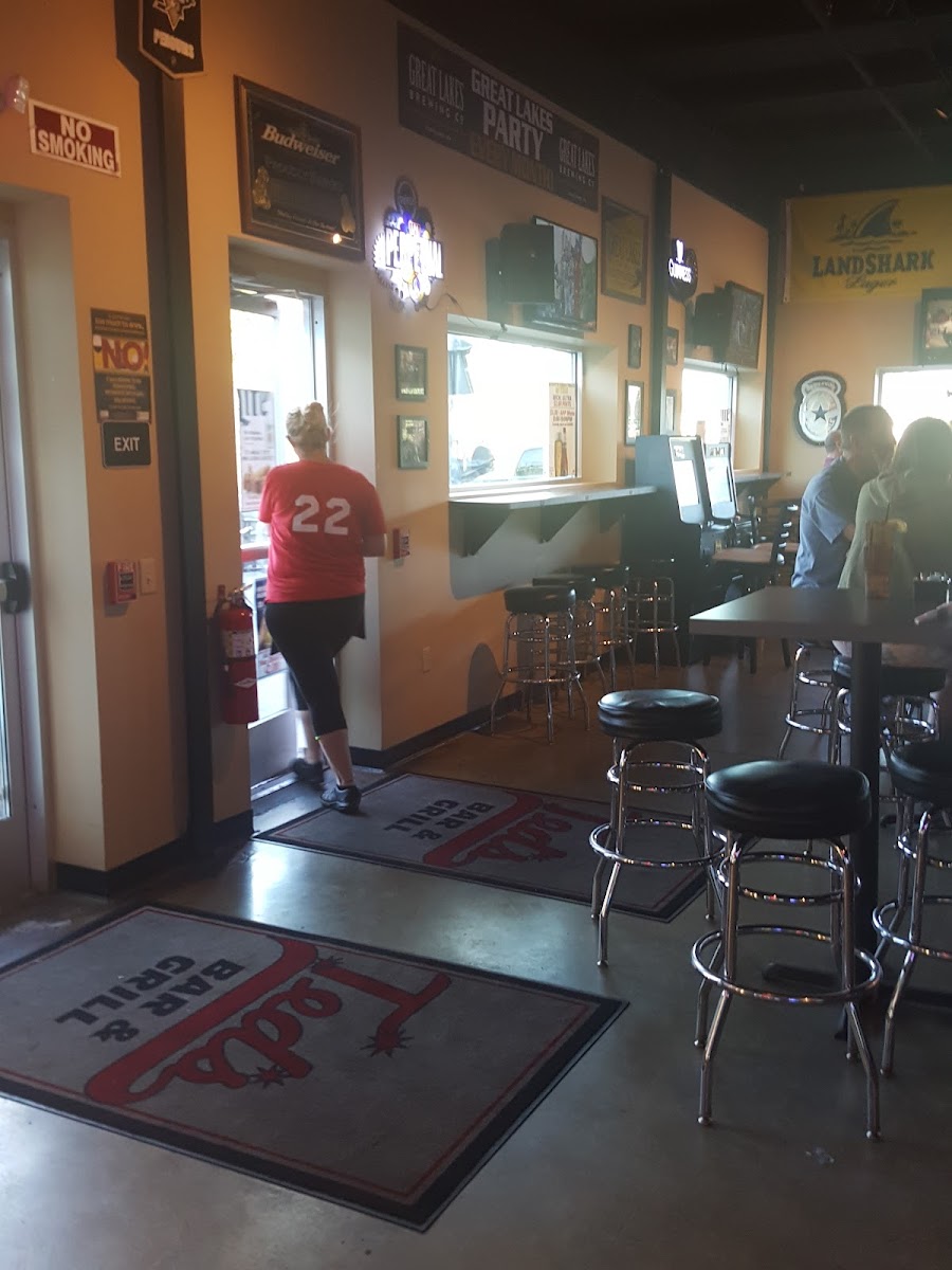 Ted's Bar & Grill 22