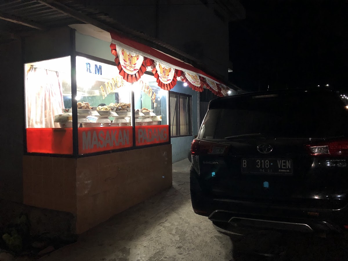 Rumah Makan Padang Ampera Honda
