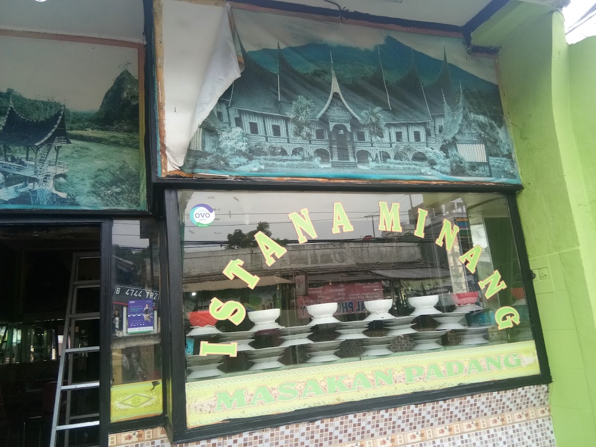 RM. Istana Minang Pinang Ranti