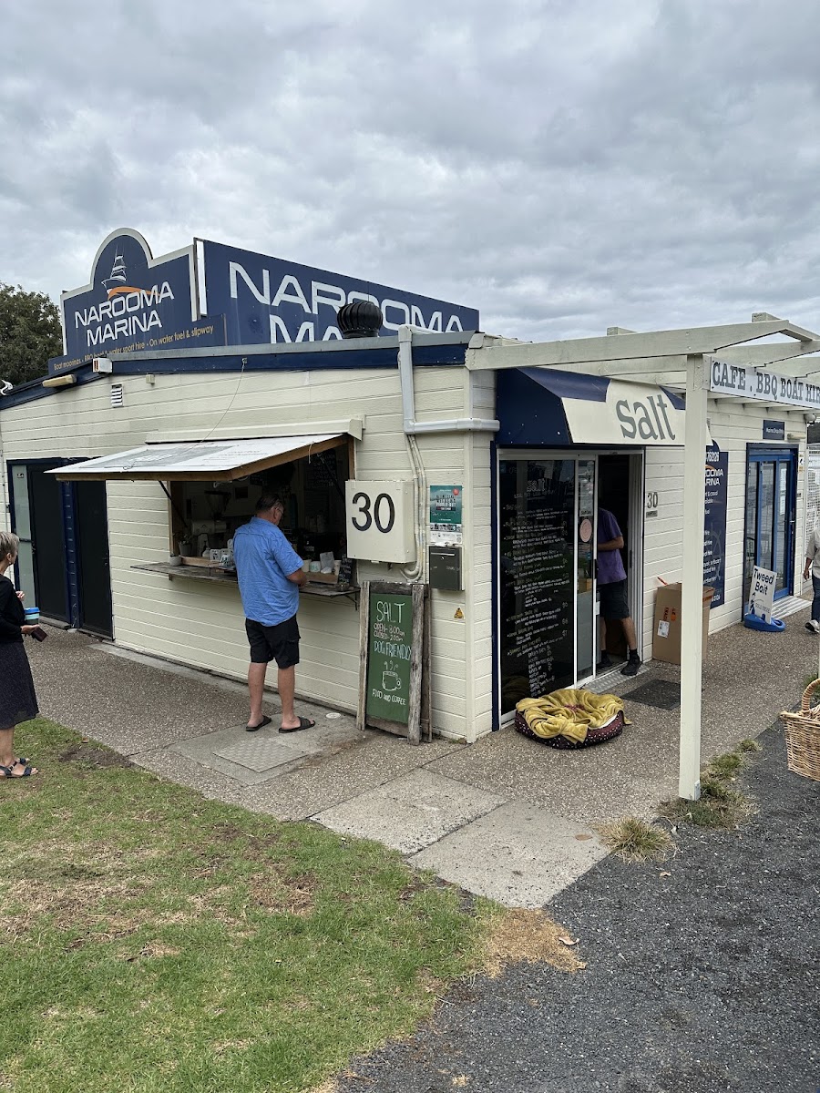 Kattalinas On the Marina