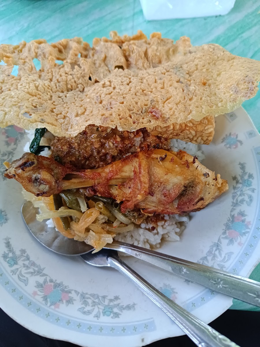 Nasi pecel pak H. joko joss