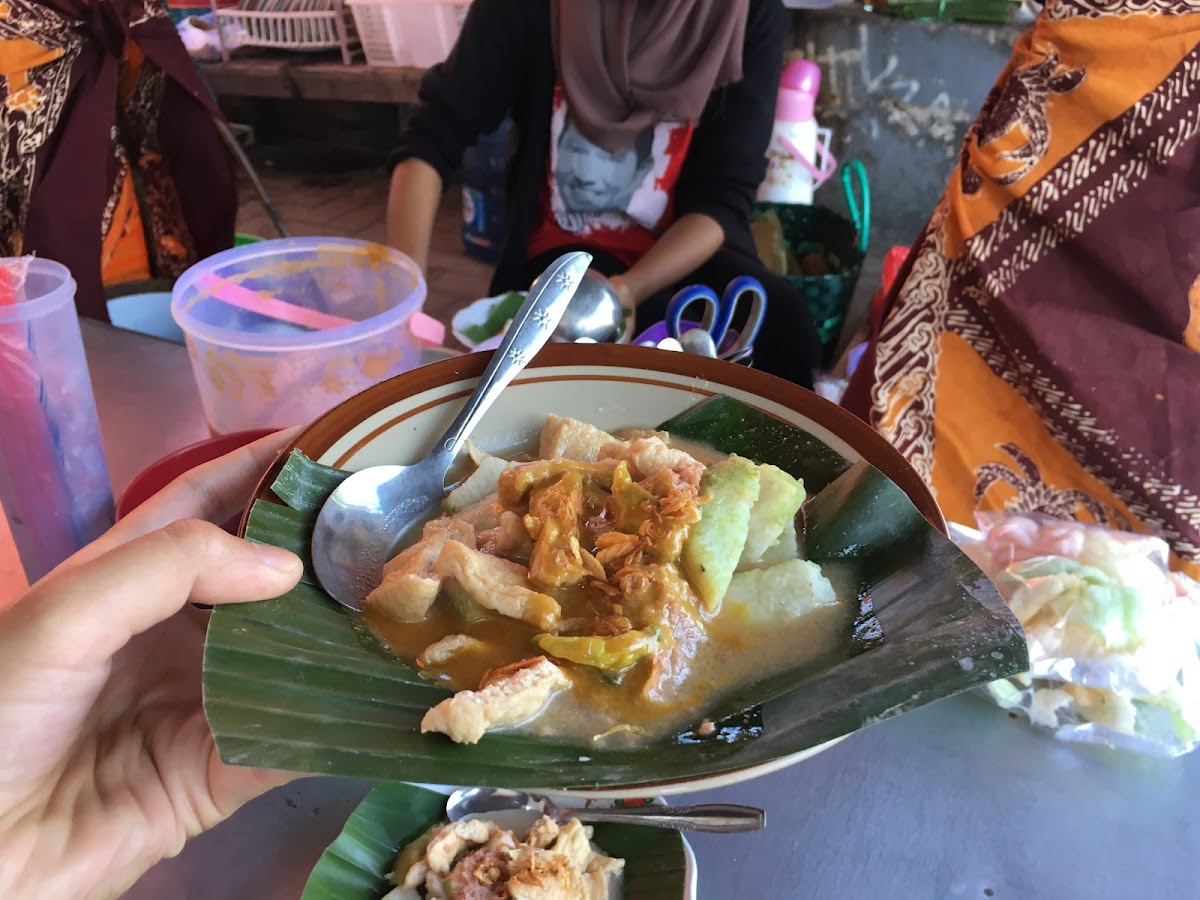 Lentog Majapahit ' Mba Endah '
