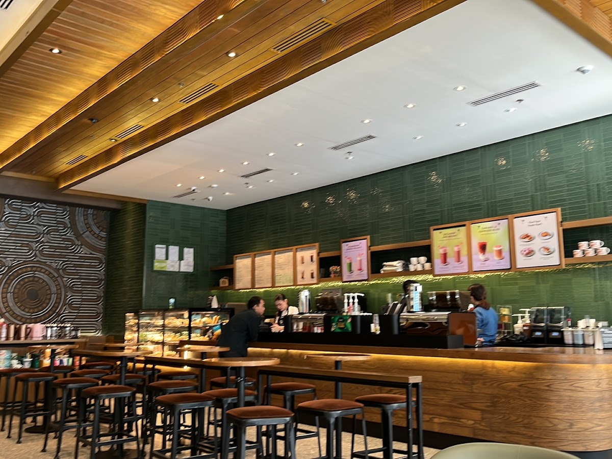 Starbucks Lucky Chinatown Mall