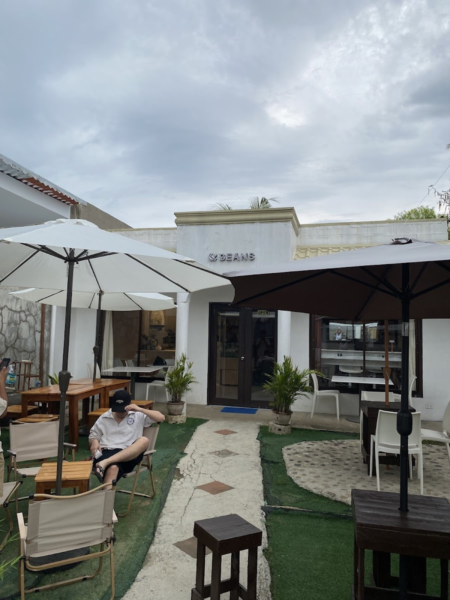 Breeze & Beans Coffeehouse