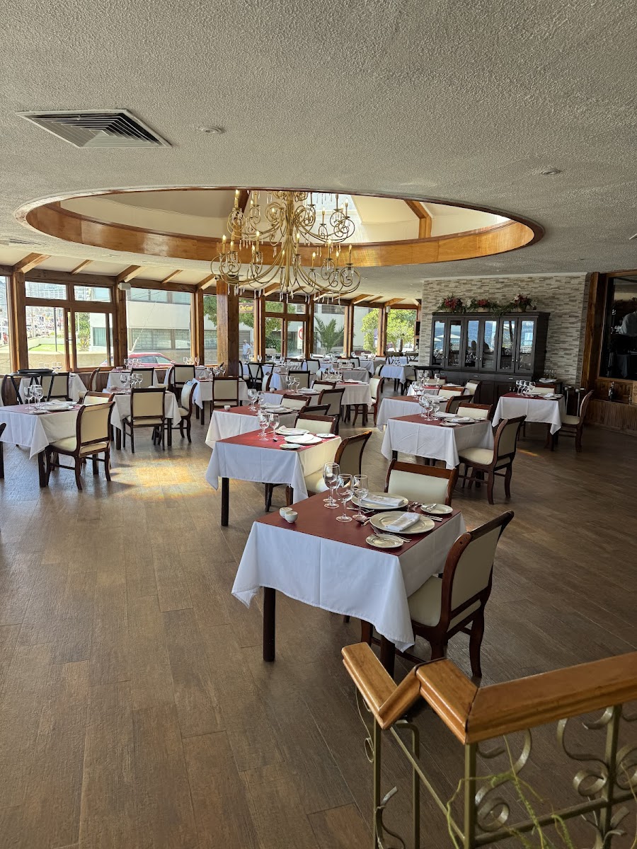 Chez Gerald Restaurant