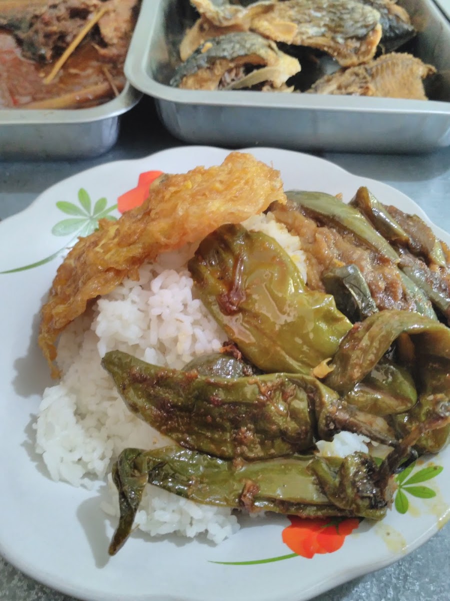Warung nasi ibu ade