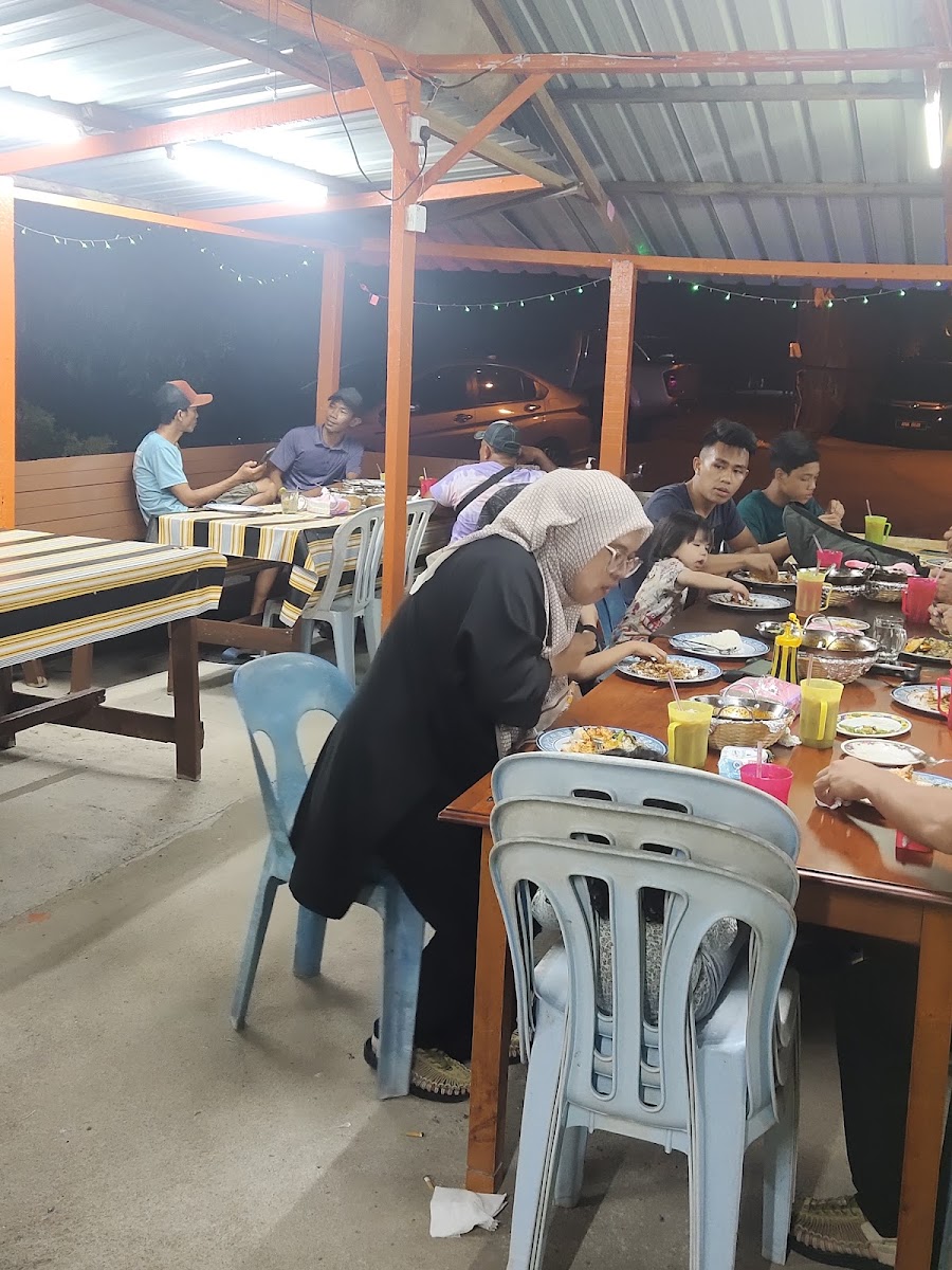 Warung Jeti Pak Yahya