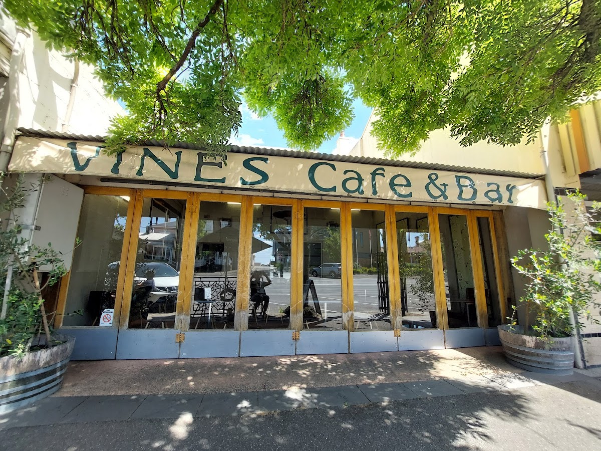 Vines Cafe & Bar