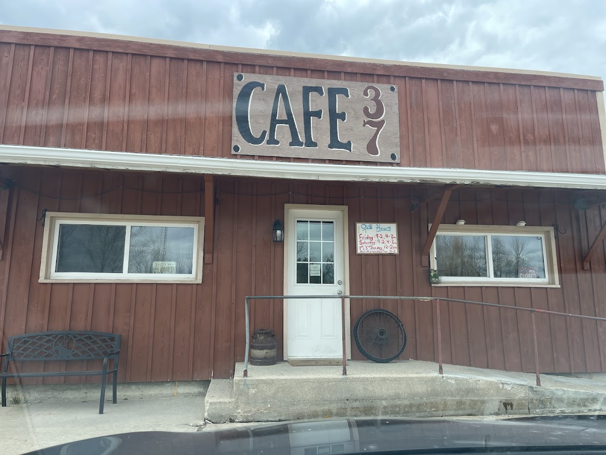 Cafe 37