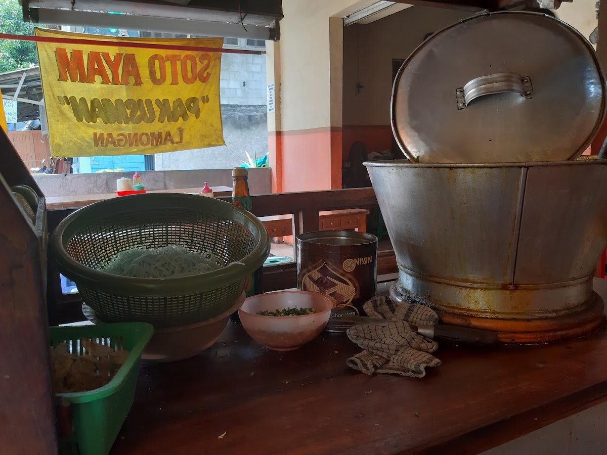 Soto Ayam Lamongan 'Pak Usman'