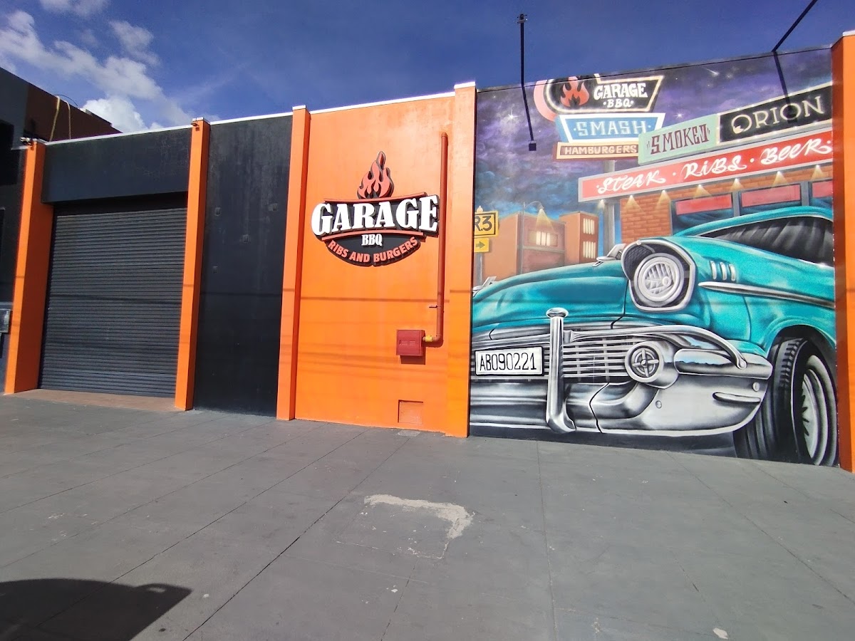 Garage B B Q