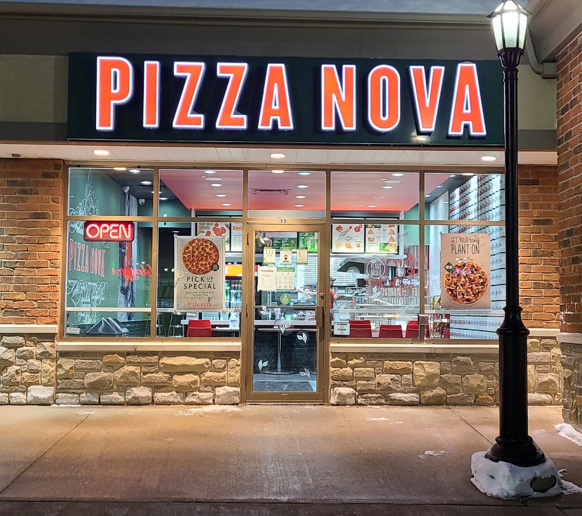 Pizza Nova