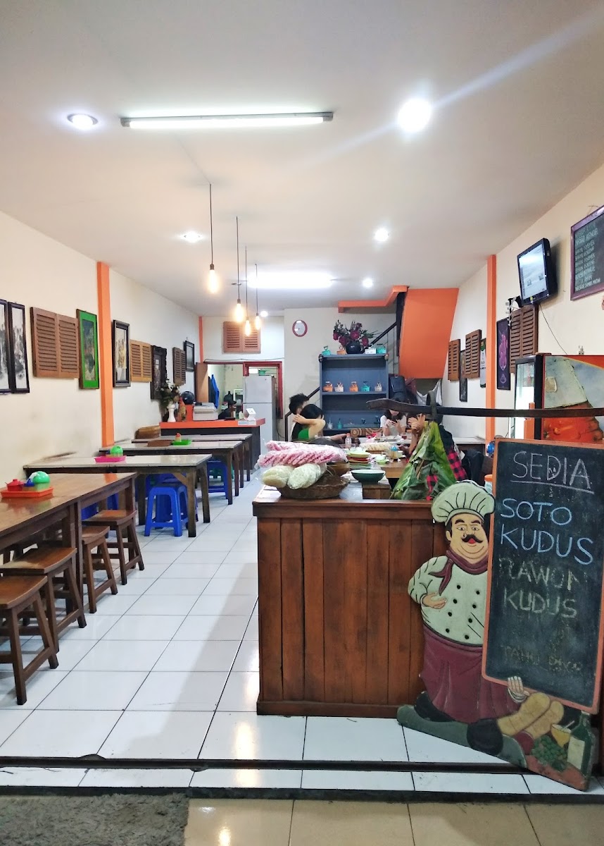 Waroeng Soto Kudus Pak Poer