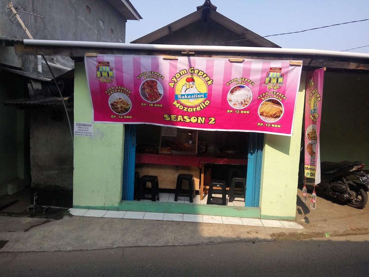 Ayam Geprek RAKASTIWI