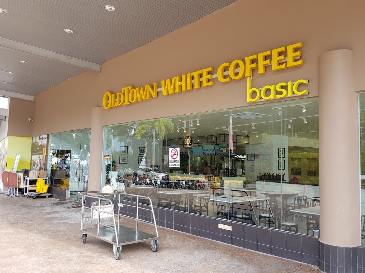 OLDTOWN White Coffee @ Cenang Mall