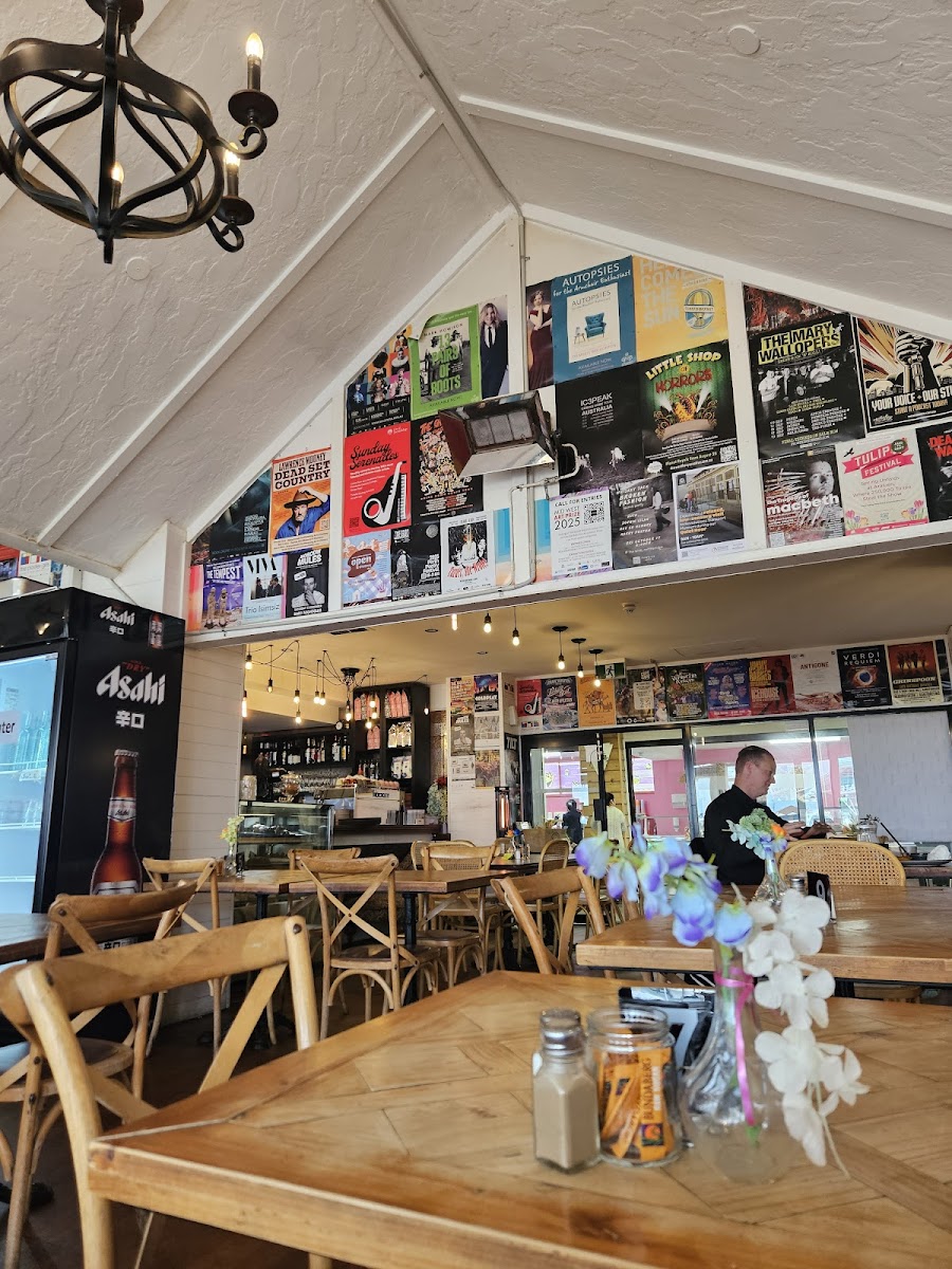 Rustica Canteen
