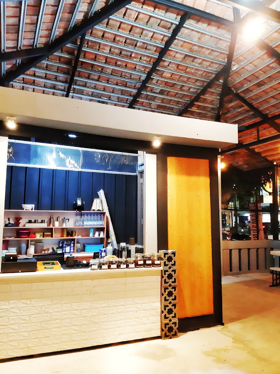 Atap Langit Koffie