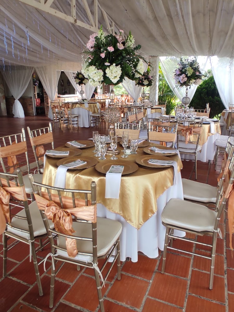 Casa de Eventos Finca Villa Amparo