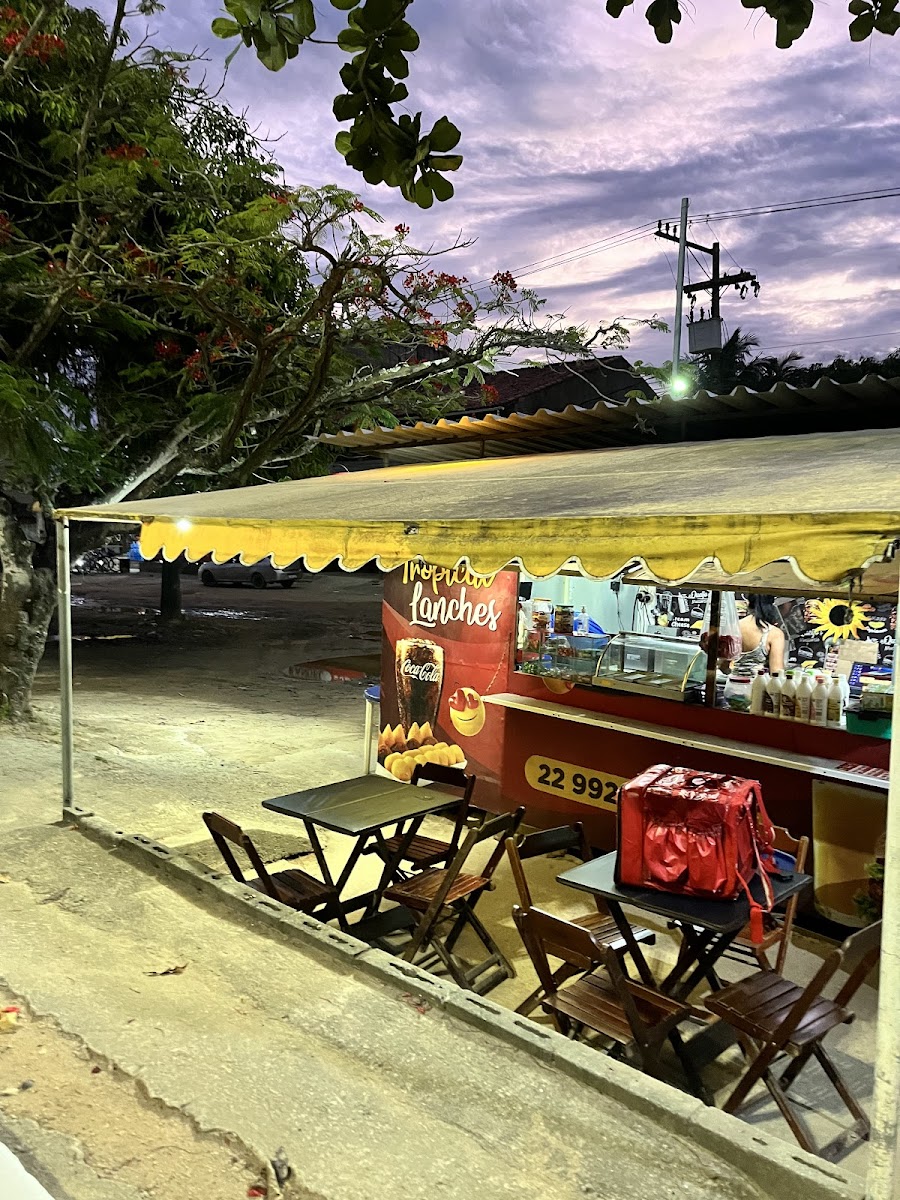 Tropical lanches